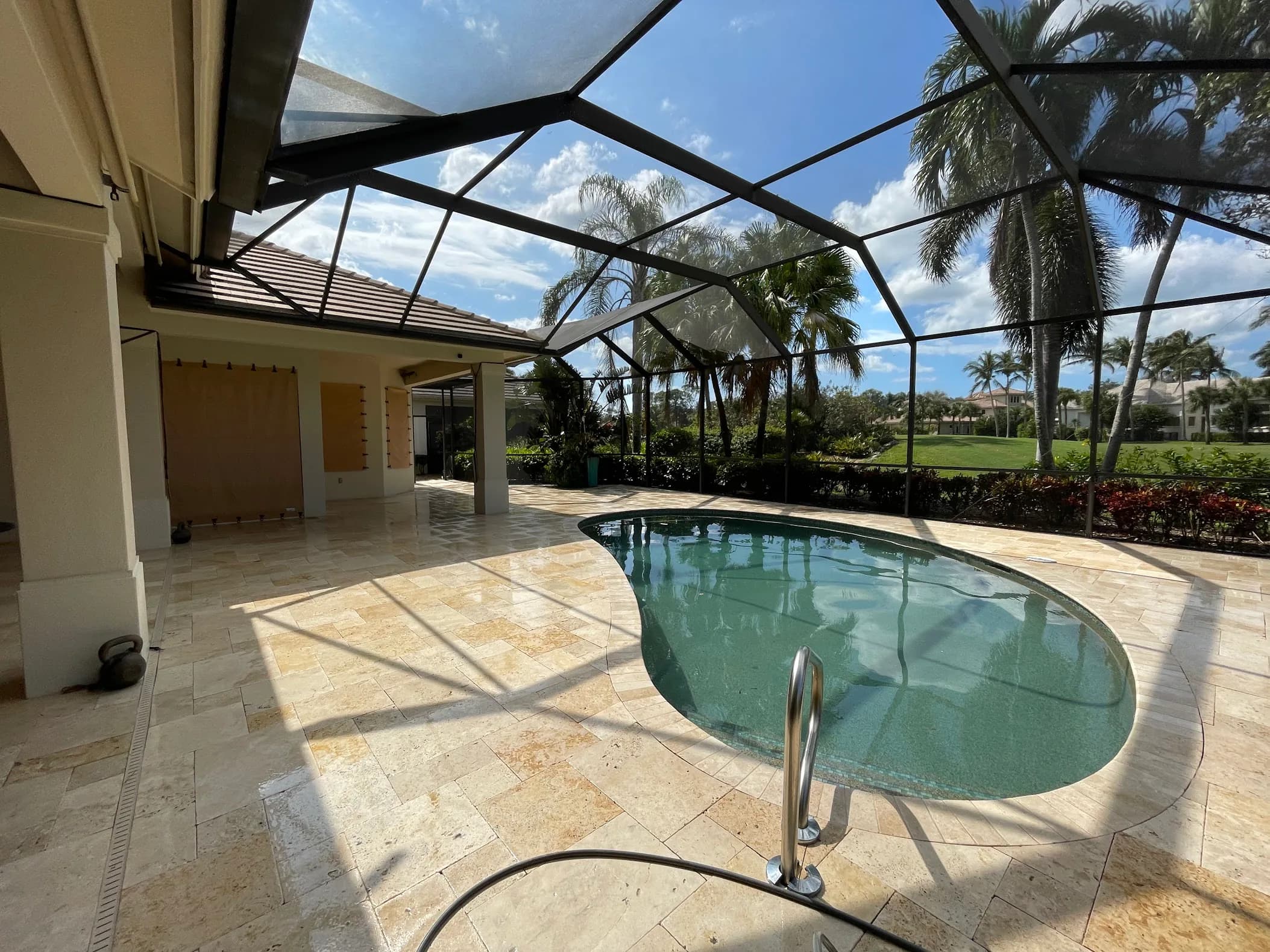 Pool Deck Cleaning - Pool deck cleaning
